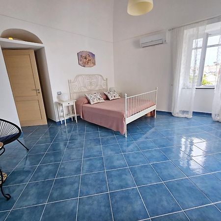 Maridea - Marlin Apartamento Ponza Exterior foto