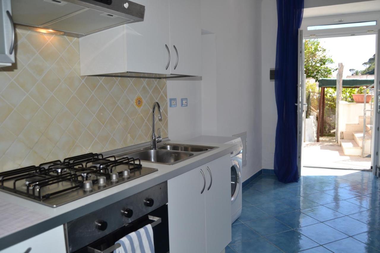 Maridea - Marlin Apartamento Ponza Exterior foto